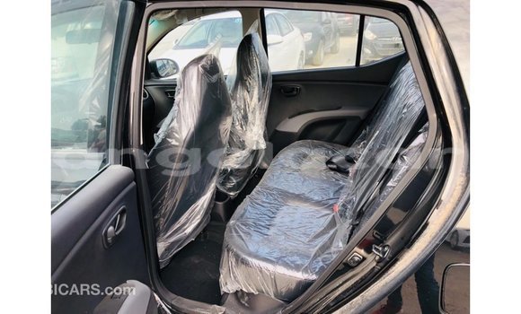 Comprar Importar Hyundai i10 Preto Carro em Import - Dubai em Bengo Province Comprar Importar Hyundai i10 Preto Carro em Import - Dubai em Bengo Province