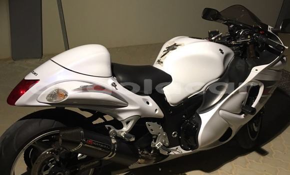 Acheter Occasion Moto Suzuki HAYABUSA Blanc à Luanda, Province de Luanda