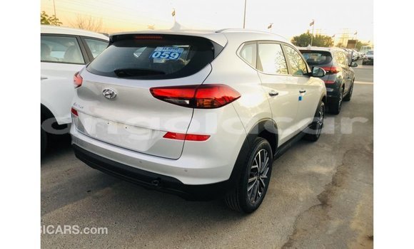 Comprar Importar Hyundai Tucson Outro Carro em Import - Dubai em Bengo Province Comprar Importar Hyundai Tucson Outro Carro em Import - Dubai em Bengo Province