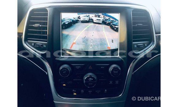 Acheter Import Voiture Jeep Grand Cherokee Noir à Import - Dubai, Province de Bengo Acheter Import Voiture Jeep Grand Cherokee Noir à Import - Dubai, Province de Bengo