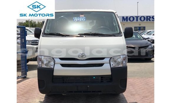 Comprar Importar Toyota Hiace Branco Carro em Import - Dubai em Bengo Province Comprar Importar Toyota Hiace Branco Carro em Import - Dubai em Bengo Province