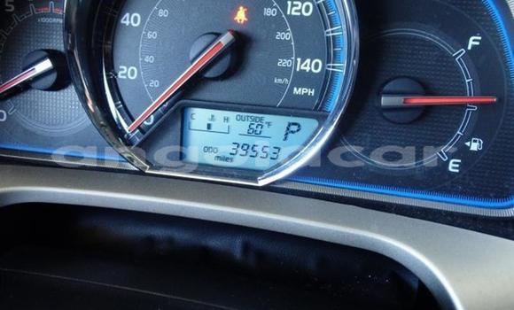 Comprar Usado Toyota RAV4 Vermelho Carro em Luanda em Luanda Province Comprar Usado Toyota RAV4 Vermelho Carro em Luanda em Luanda Province