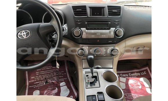 Buy Import Toyota Highlander Blue Car in Import - Dubai in Bengo Province Buy Import Toyota Highlander Blue Car in Import - Dubai in Bengo Province