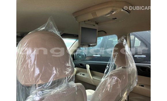 Buy Import Toyota Highlander Blue Car in Import - Dubai in Bengo Province Buy Import Toyota Highlander Blue Car in Import - Dubai in Bengo Province
