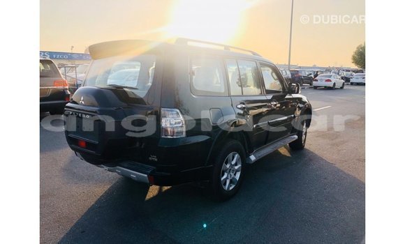 Comprar Importar Mitsubishi Pajero Preto Carro em Import - Dubai em Bengo Province Comprar Importar Mitsubishi Pajero Preto Carro em Import - Dubai em Bengo Province