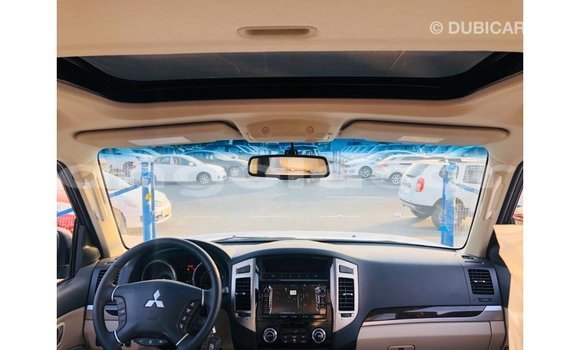 Comprar Importar Mitsubishi Pajero Preto Carro em Import - Dubai em Bengo Province Comprar Importar Mitsubishi Pajero Preto Carro em Import - Dubai em Bengo Province