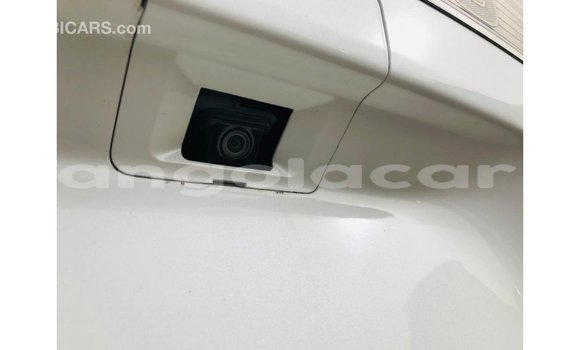 Comprar Importar Toyota Prado Branco Carro em Import - Dubai em Bengo Province Comprar Importar Toyota Prado Branco Carro em Import - Dubai em Bengo Province