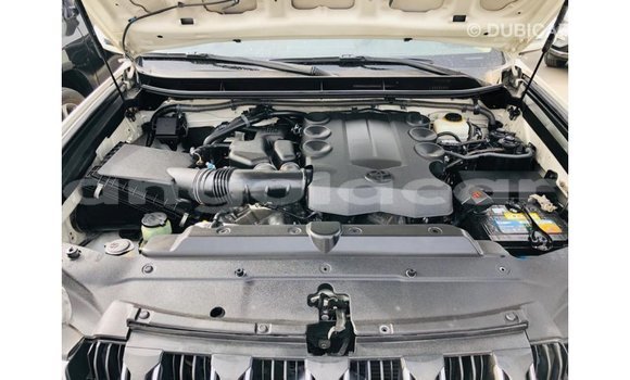 Comprar Importar Toyota Prado Branco Carro em Import - Dubai em Bengo Province Comprar Importar Toyota Prado Branco Carro em Import - Dubai em Bengo Province