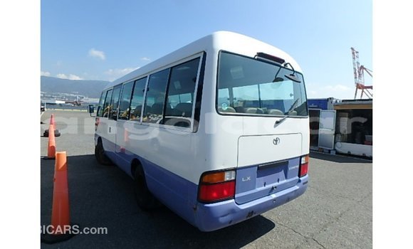Comprar Importar Toyota Coaster Branco Carro em Import - Dubai em Bengo Province Comprar Importar Toyota Coaster Branco Carro em Import - Dubai em Bengo Province