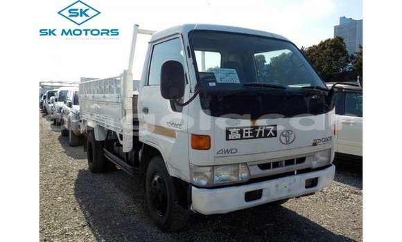 Buy Import Toyota Dyna White Car in Import - Dubai in Bengo Province Buy Import Toyota Dyna White Car in Import - Dubai in Bengo Province