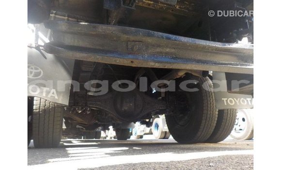 Comprar Importar Toyota Dyna Branco Carro em Import - Dubai em Bengo Province Comprar Importar Toyota Dyna Branco Carro em Import - Dubai em Bengo Province