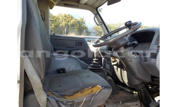 Comprar Importar Toyota Dyna Branco Carro em Import - Dubai em Bengo Province Comprar Importar Toyota Dyna Branco Carro em Import - Dubai em Bengo Province