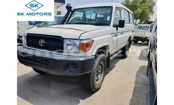 Medium with watermark toyota land cruiser bengo province import dubai 8839