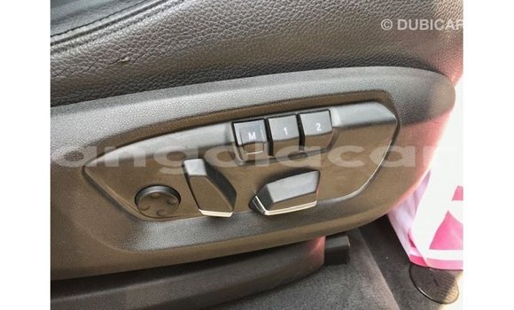 Comprar Importar BMW X5 Branco Carro em Import - Dubai em Bengo Province Comprar Importar BMW X5 Branco Carro em Import - Dubai em Bengo Province