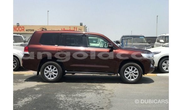 Acheter Import Voiture Toyota Land Cruiser Rouge à Import - Dubai, Province de Bengo Acheter Import Voiture Toyota Land Cruiser Rouge à Import - Dubai, Province de Bengo