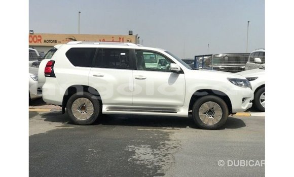 Comprar Importar Toyota Prado Branco Carro em Import - Dubai em Bengo Province Comprar Importar Toyota Prado Branco Carro em Import - Dubai em Bengo Province