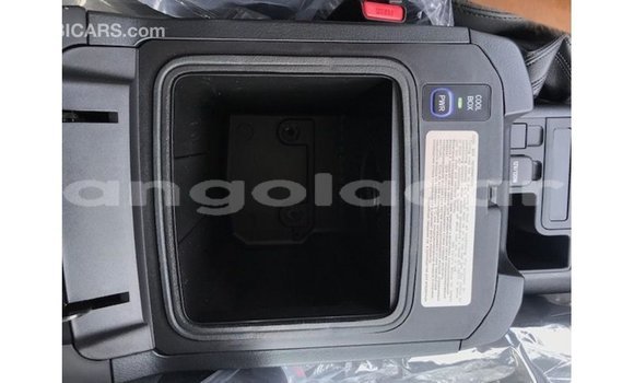 Acheter Import Voiture Toyota Prado Noir à Import - Dubai, Province de Bengo Acheter Import Voiture Toyota Prado Noir à Import - Dubai, Province de Bengo