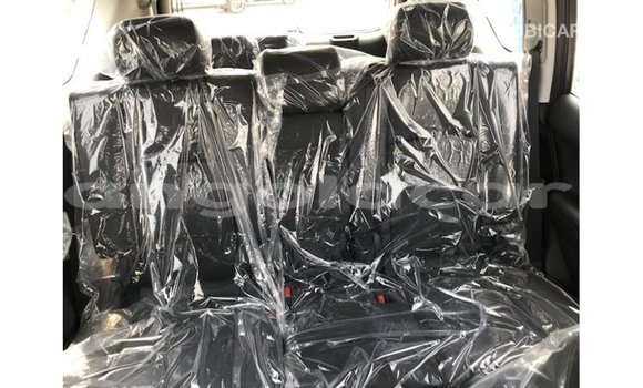 Acheter Import Voiture Toyota Prado Noir à Import - Dubai, Province de Bengo Acheter Import Voiture Toyota Prado Noir à Import - Dubai, Province de Bengo