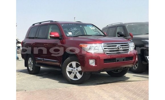 Comprar Importar Toyota Land Cruiser Vermelho Carro em Import - Dubai em Bengo Province Comprar Importar Toyota Land Cruiser Vermelho Carro em Import - Dubai em Bengo Province