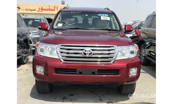 Comprar Importar Toyota Land Cruiser Vermelho Carro em Import - Dubai em Bengo Province Comprar Importar Toyota Land Cruiser Vermelho Carro em Import - Dubai em Bengo Province