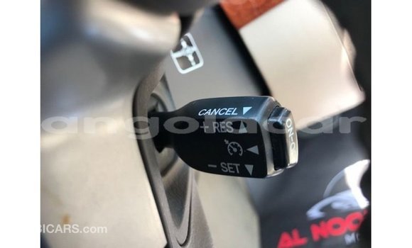 Comprar Importar Toyota Land Cruiser Vermelho Carro em Import - Dubai em Bengo Province Comprar Importar Toyota Land Cruiser Vermelho Carro em Import - Dubai em Bengo Province