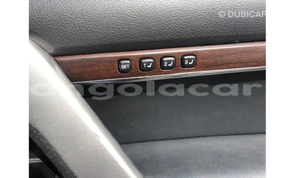 Comprar Importar Toyota Land Cruiser Branco Carro em Import - Dubai em Bengo Province Comprar Importar Toyota Land Cruiser Branco Carro em Import - Dubai em Bengo Province