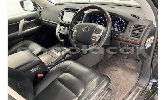 Comprar Importar Toyota Land Cruiser Preto Carro em Import - Dubai em Bengo Province Comprar Importar Toyota Land Cruiser Preto Carro em Import - Dubai em Bengo Province