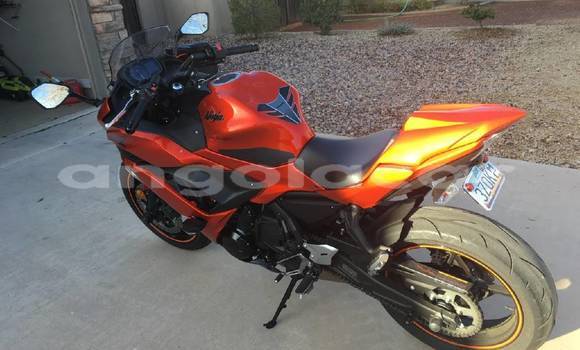 Comprar Usado Kawasaki Ninja Verde Moto em Luanda em Luanda Province Comprar Usado Kawasaki Ninja Verde Moto em Luanda em Luanda Province