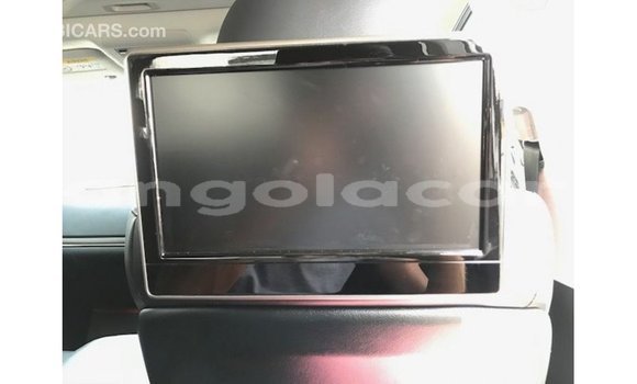 Comprar Importar Toyota Land Cruiser Branco Carro em Import - Dubai em Bengo Province Comprar Importar Toyota Land Cruiser Branco Carro em Import - Dubai em Bengo Province