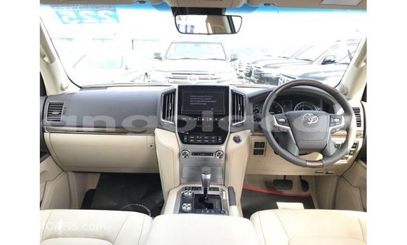 Comprar Importar Toyota Land Cruiser Preto Carro em Import - Dubai em Bengo Province Comprar Importar Toyota Land Cruiser Preto Carro em Import - Dubai em Bengo Province