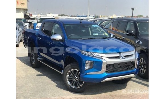 Comprar Importar Mitsubishi i Azul Carro em Import - Dubai em Bengo Province Comprar Importar Mitsubishi i Azul Carro em Import - Dubai em Bengo Province