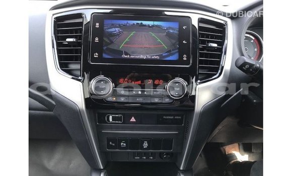 Comprar Importar Mitsubishi i Azul Carro em Import - Dubai em Bengo Province Comprar Importar Mitsubishi i Azul Carro em Import - Dubai em Bengo Province