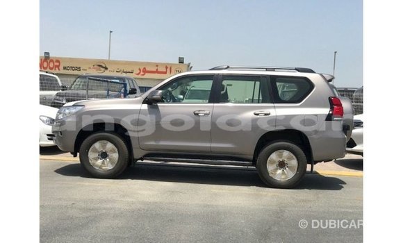Comprar Importar Toyota Prado Marrom Carro em Import - Dubai em Bengo Province Comprar Importar Toyota Prado Marrom Carro em Import - Dubai em Bengo Province