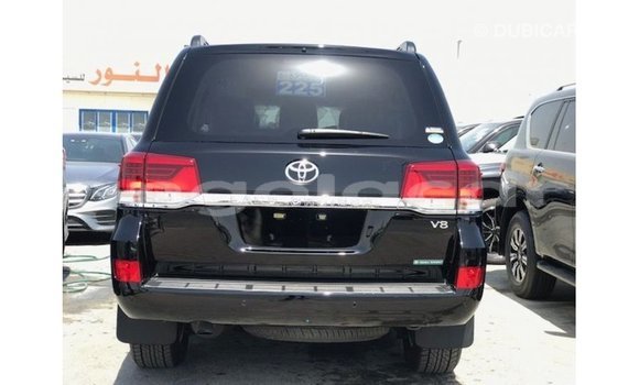 Comprar Importar Toyota Land Cruiser Preto Carro em Import - Dubai em Bengo Province Comprar Importar Toyota Land Cruiser Preto Carro em Import - Dubai em Bengo Province