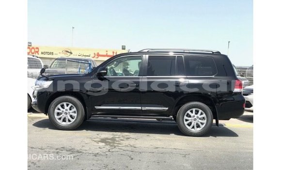 Comprar Importar Toyota Land Cruiser Preto Carro em Import - Dubai em Bengo Province Comprar Importar Toyota Land Cruiser Preto Carro em Import - Dubai em Bengo Province