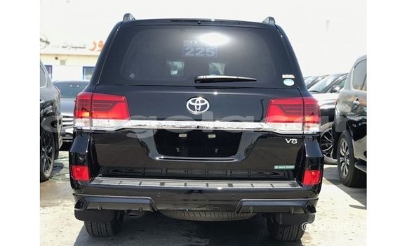 Comprar Importar Toyota Land Cruiser Preto Carro em Import - Dubai em Bengo Province Comprar Importar Toyota Land Cruiser Preto Carro em Import - Dubai em Bengo Province