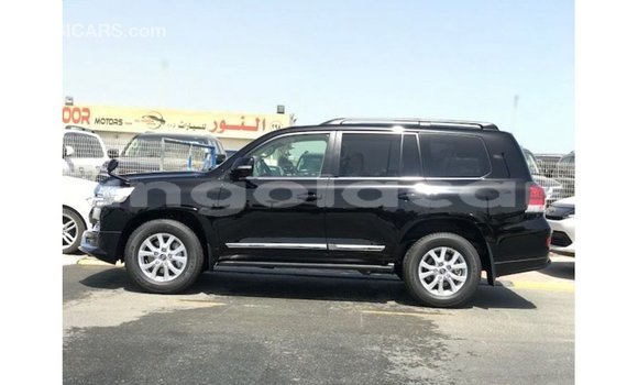 Comprar Importar Toyota Land Cruiser Preto Carro em Import - Dubai em Bengo Province Comprar Importar Toyota Land Cruiser Preto Carro em Import - Dubai em Bengo Province