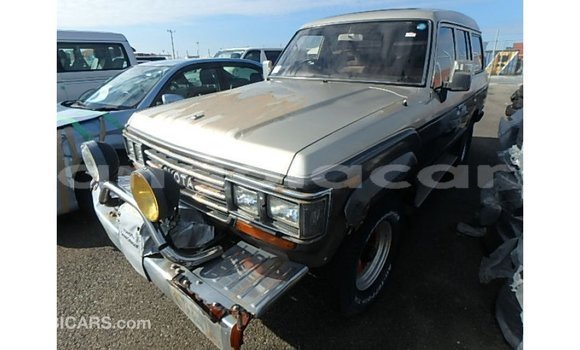 Comprar Importar Toyota Land Cruiser Outro Carro em Import - Dubai em Bengo Province Comprar Importar Toyota Land Cruiser Outro Carro em Import - Dubai em Bengo Province