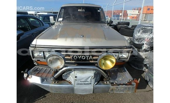 Comprar Importar Toyota Land Cruiser Outro Carro em Import - Dubai em Bengo Province Comprar Importar Toyota Land Cruiser Outro Carro em Import - Dubai em Bengo Province