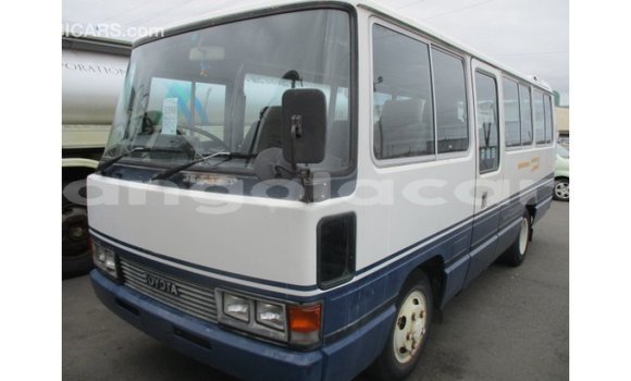 Comprar Importar Toyota Coaster Branco Carro em Import - Dubai em Bengo Province Comprar Importar Toyota Coaster Branco Carro em Import - Dubai em Bengo Province