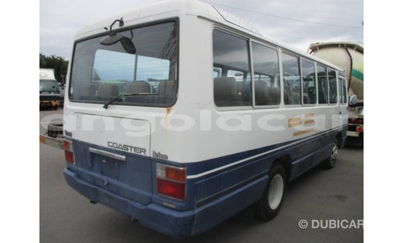 Comprar Importar Toyota Coaster Branco Carro em Import - Dubai em Bengo Province Comprar Importar Toyota Coaster Branco Carro em Import - Dubai em Bengo Province