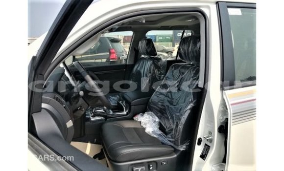 Comprar Importar Toyota Land Cruiser Branco Carro em Import - Dubai em Bengo Province Comprar Importar Toyota Land Cruiser Branco Carro em Import - Dubai em Bengo Province