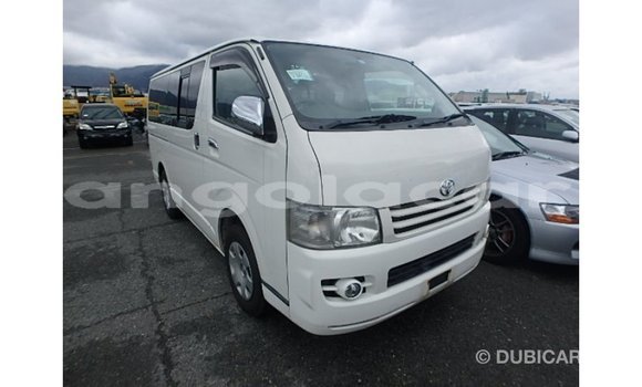 Comprar Importar Toyota Hiace Branco Carro em Import - Dubai em Bengo Province Comprar Importar Toyota Hiace Branco Carro em Import - Dubai em Bengo Province