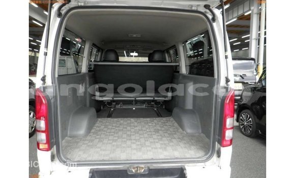 Comprar Importar Toyota Hiace Branco Carro em Import - Dubai em Bengo Province Comprar Importar Toyota Hiace Branco Carro em Import - Dubai em Bengo Province