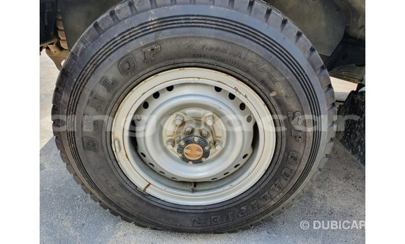 Comprar Importar Toyota Land Cruiser Branco Carro em Import - Dubai em Bengo Province Comprar Importar Toyota Land Cruiser Branco Carro em Import - Dubai em Bengo Province