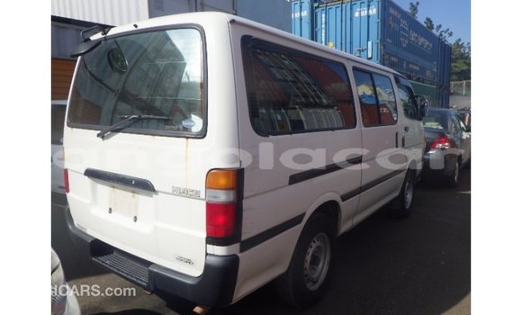 Comprar Importar Toyota Hiace Branco Carro em Import - Dubai em Bengo Province Comprar Importar Toyota Hiace Branco Carro em Import - Dubai em Bengo Province