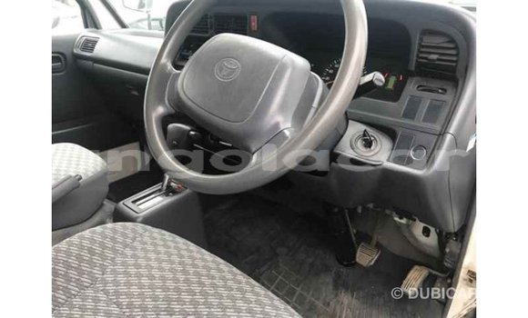 Comprar Importar Toyota Hiace Branco Carro em Import - Dubai em Bengo Province Comprar Importar Toyota Hiace Branco Carro em Import - Dubai em Bengo Province
