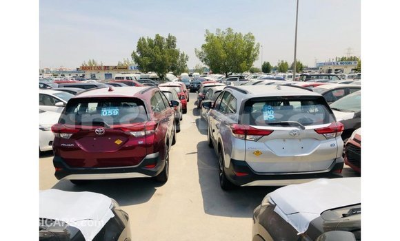 Comprar Importar Toyota Rush Vermelho Carro em Import - Dubai em Bengo Province Comprar Importar Toyota Rush Vermelho Carro em Import - Dubai em Bengo Province