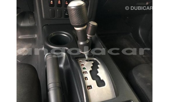 Comprar Importar Toyota FJ Cruiser Branco Carro em Import - Dubai em Bengo Province Comprar Importar Toyota FJ Cruiser Branco Carro em Import - Dubai em Bengo Province