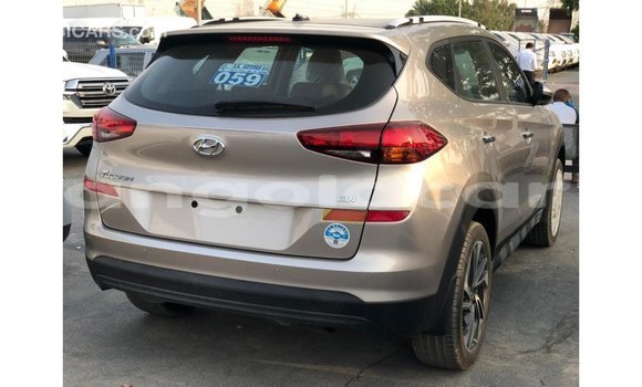 Comprar Importar Hyundai Tucson Outro Carro em Import - Dubai em Bengo Province Comprar Importar Hyundai Tucson Outro Carro em Import - Dubai em Bengo Province